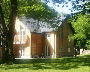 Trelowarren Hotel Gweek Bagian luar foto